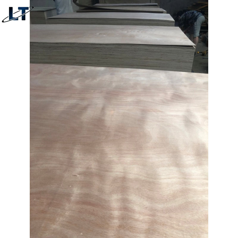 Linyihot Selling High Quality 3mm, 5mm, 9mm, 12mm, 15mm, 18mm Okoume Hardwood Plywood with Competitive Price