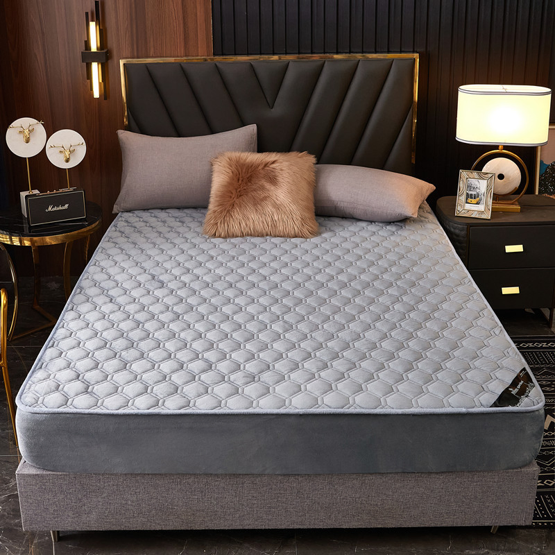 Solid Color Quilted Mattress Cover King Queen Anti-Mite Mattress Protector