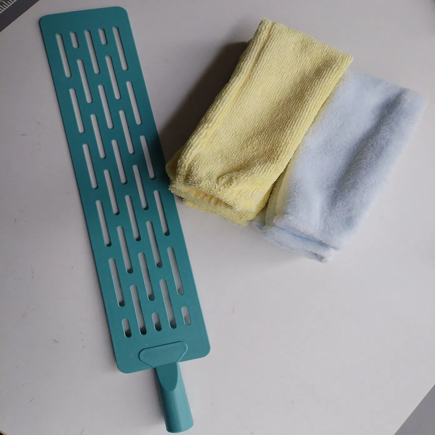Plus Thick Microfiber Gaps Duster Refill