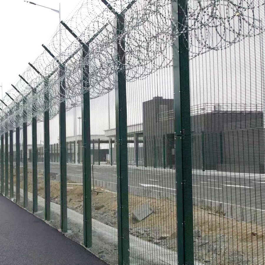 Y Posts Airport Fence Anti Climb Anti Cut Welded Metal with Razor Wire