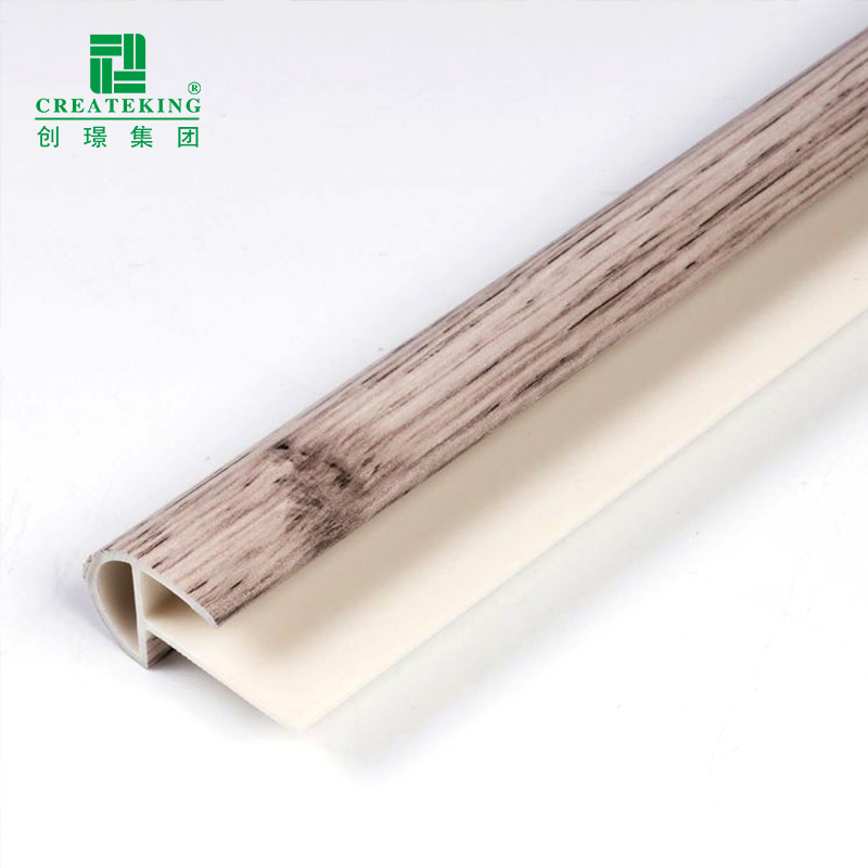 China Factory Hot Selling 40*20mm Q-Shaped Wood-Grain PVC Arc Stair Nosing Profiles