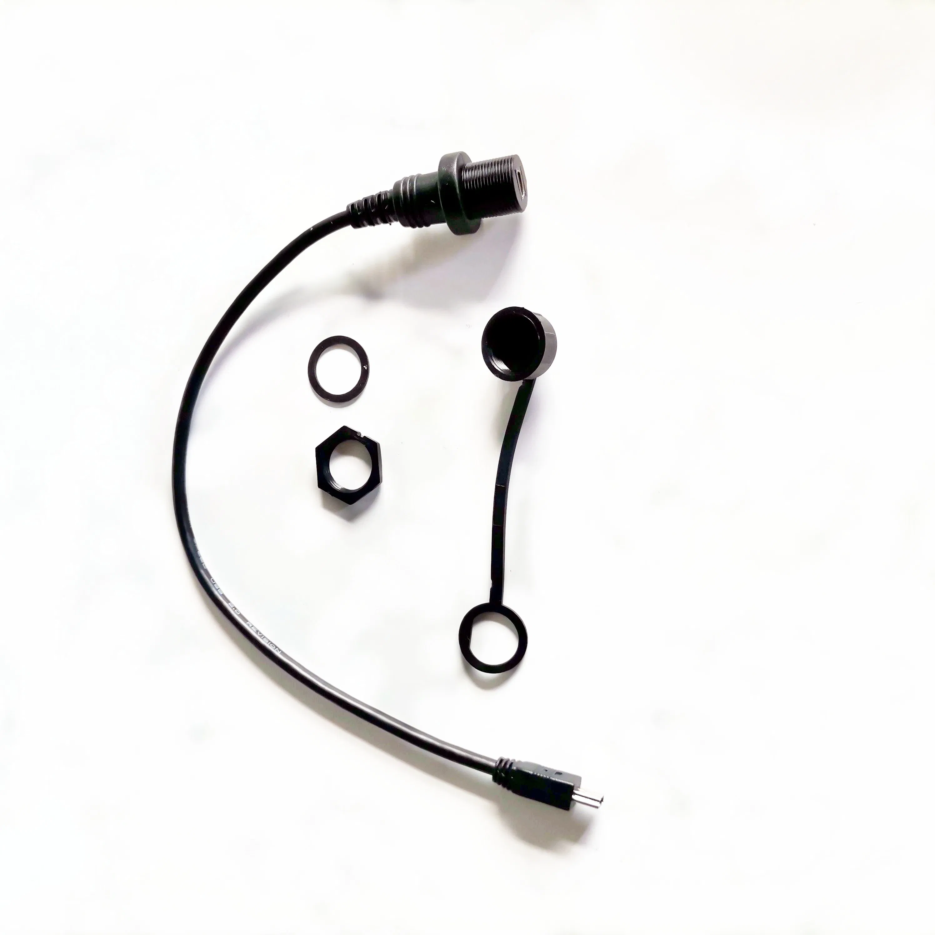 Водонепроницаемый удлинитель Micro USB IP67