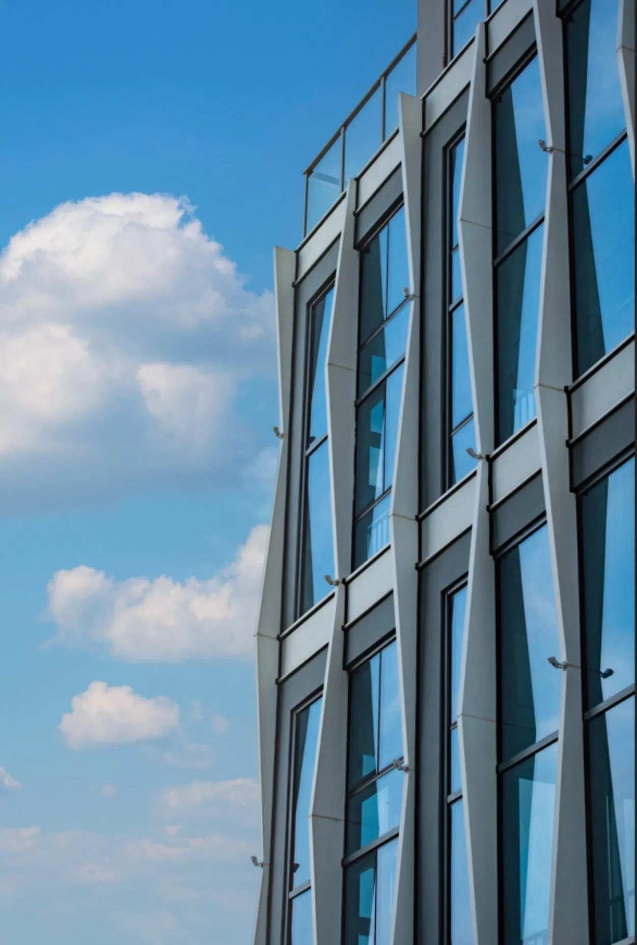 Safe High-Quality Glass Metal Glazing Curtain Wall with Steel Structure