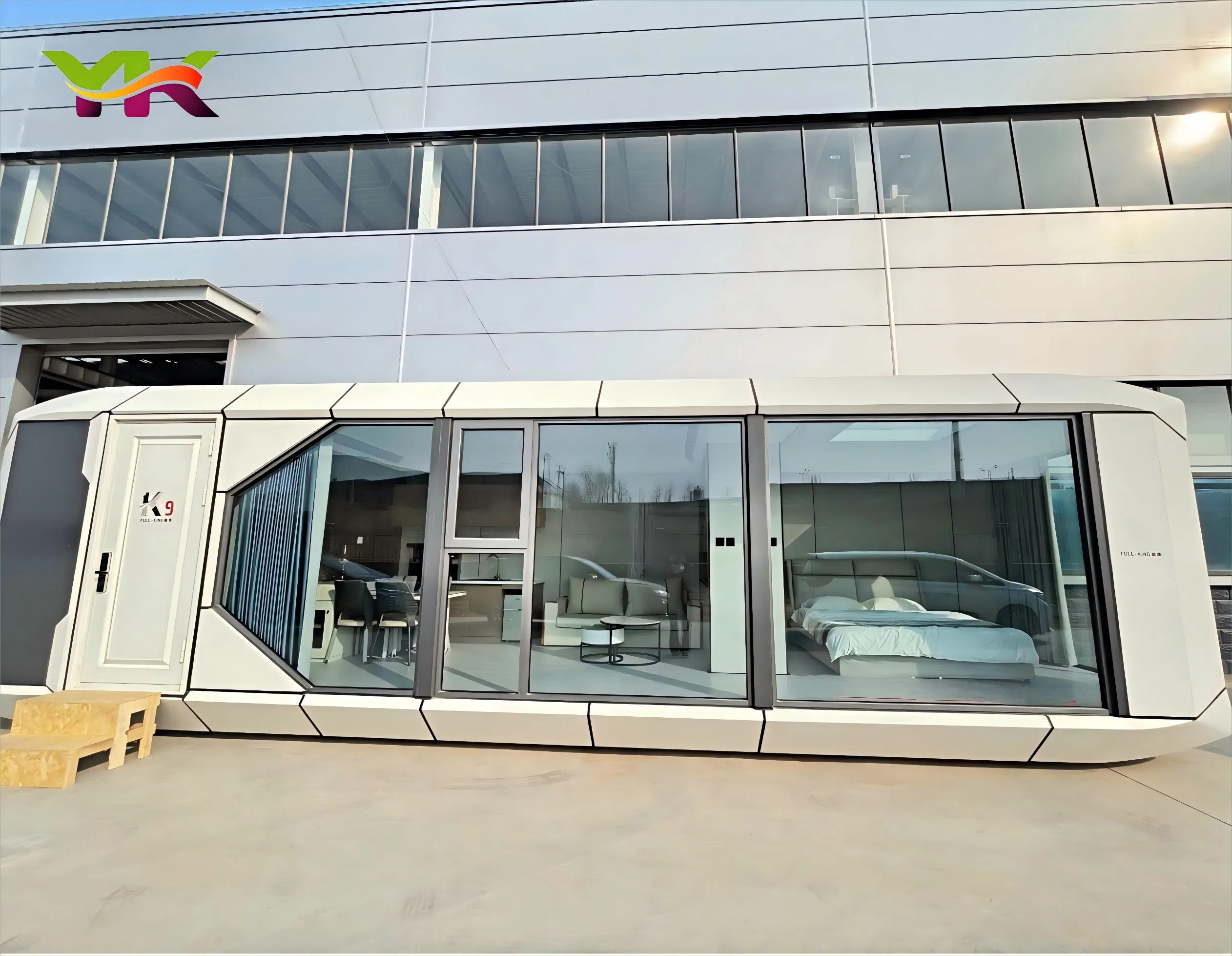 Safe Space Capsule House Modern Mobile Hotel Tiny Apple House Prefabricated Steel Structure Cabin with Bedroom