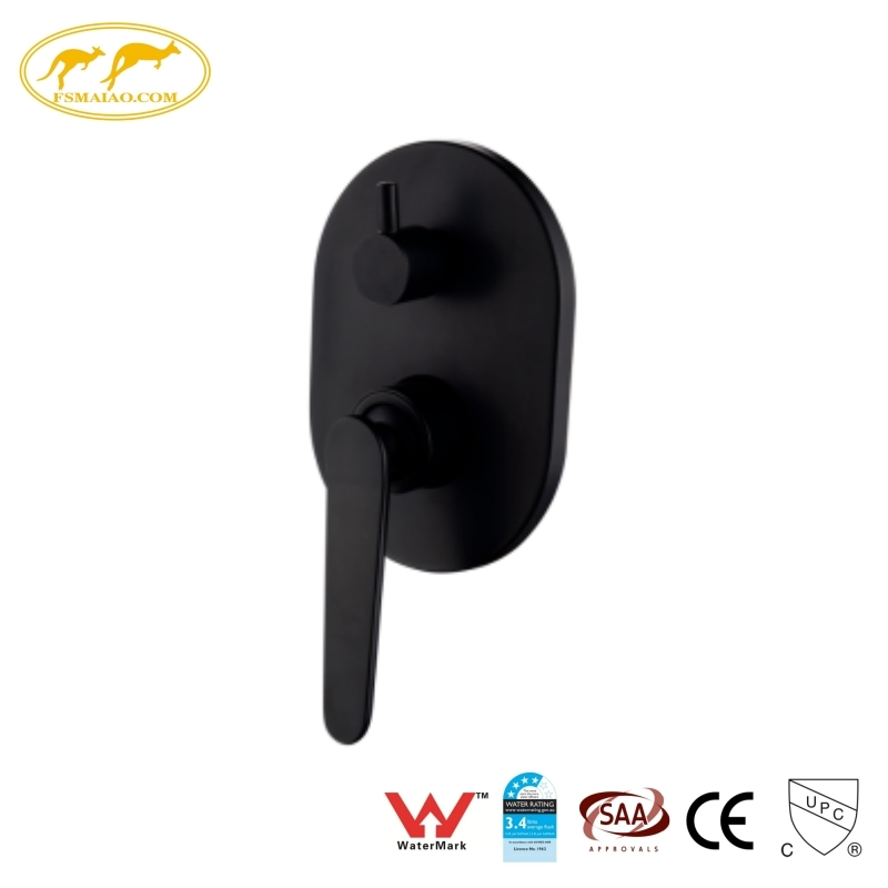 Premium Brass Diverter Switch Scratch-Resistant Surface Water-Saving Shower Mixer with Diverter