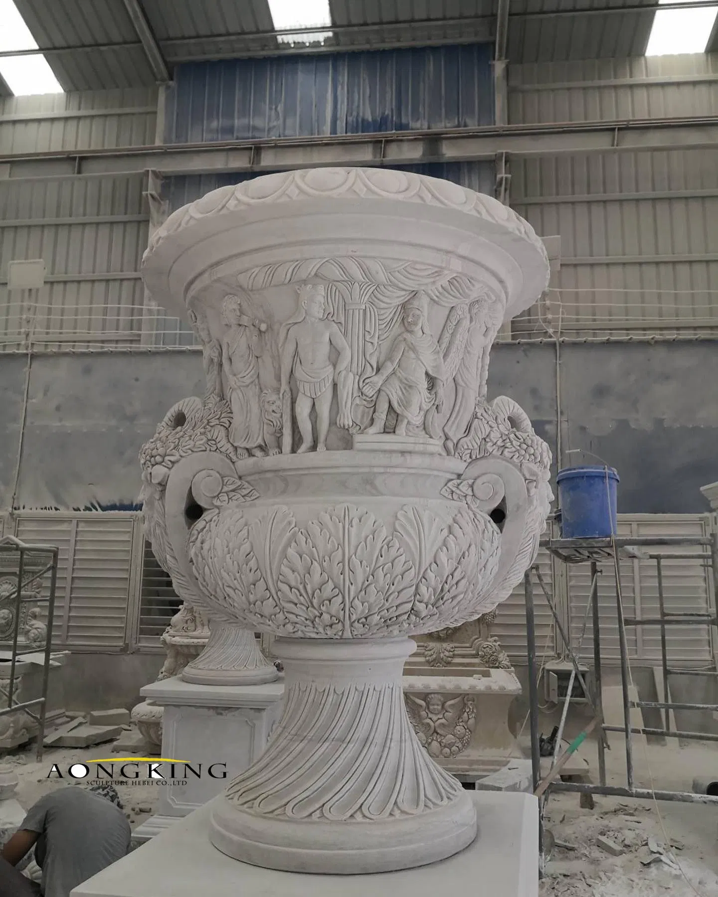 Best Selling Stone Girl Column Marble Sculpture