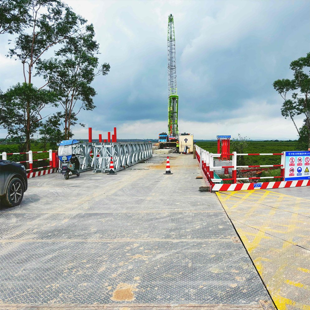 Metal Truss Construction Bailey Bridge Used for Construction Bridge Steel Structure Heavy Frame Bridge