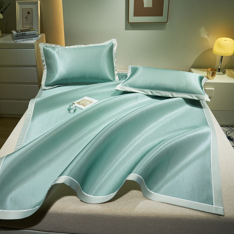 OEM Three-Piece Student Dormitory Washable Summer Folding Soft Matting