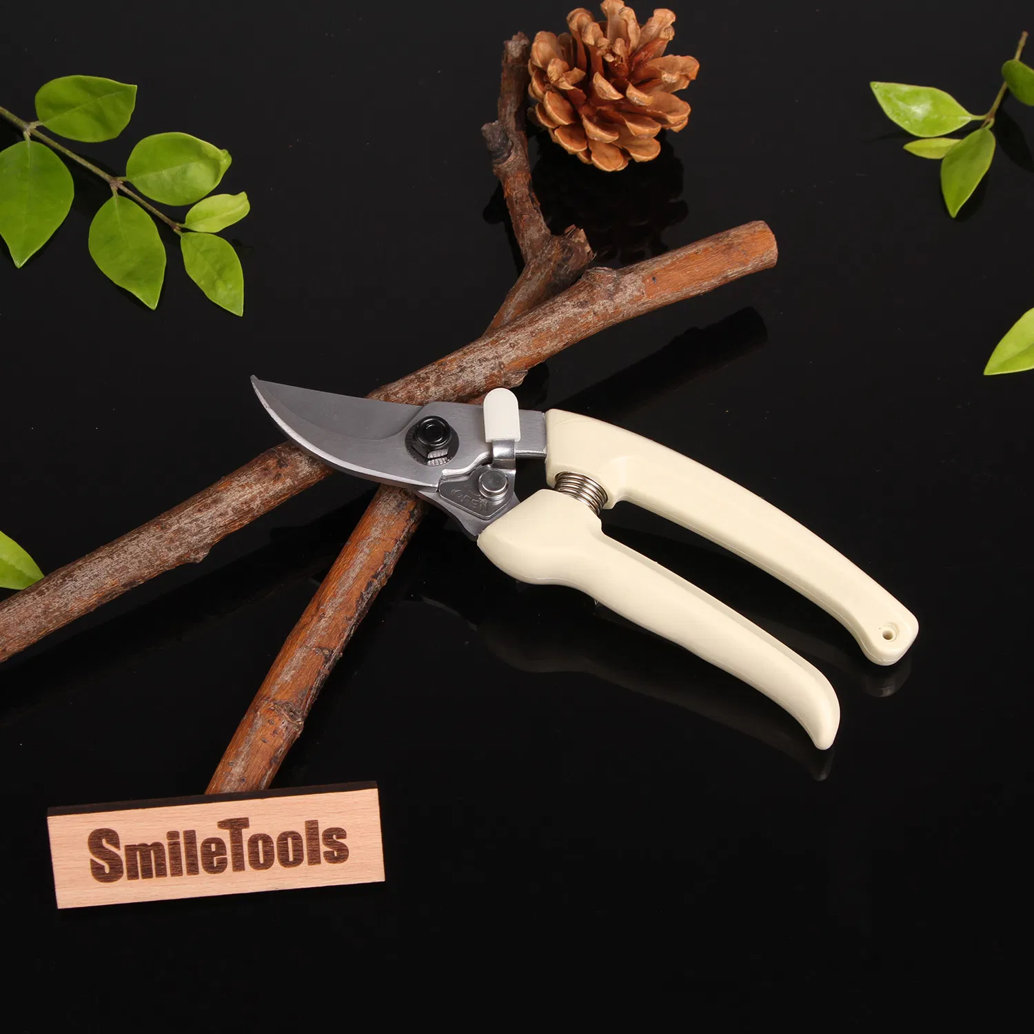 Factory Wholesale Pruning Scissors Custom Logo Packaging Garden Scissors