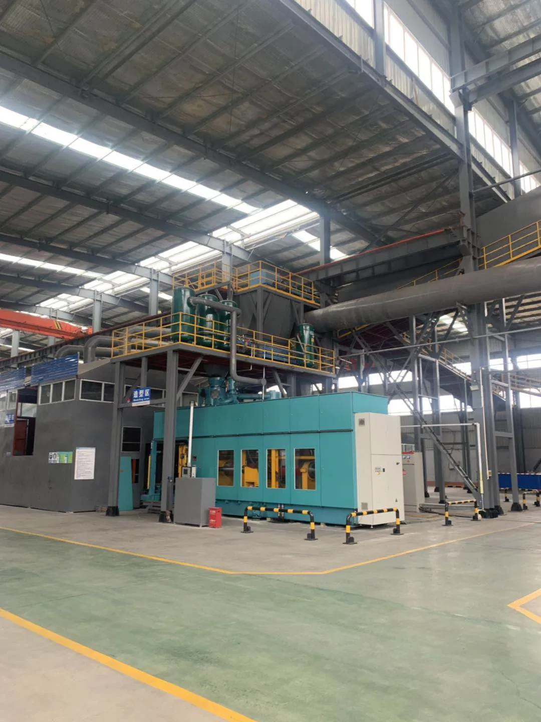 Wooden Handle Cast Iron Saucepan