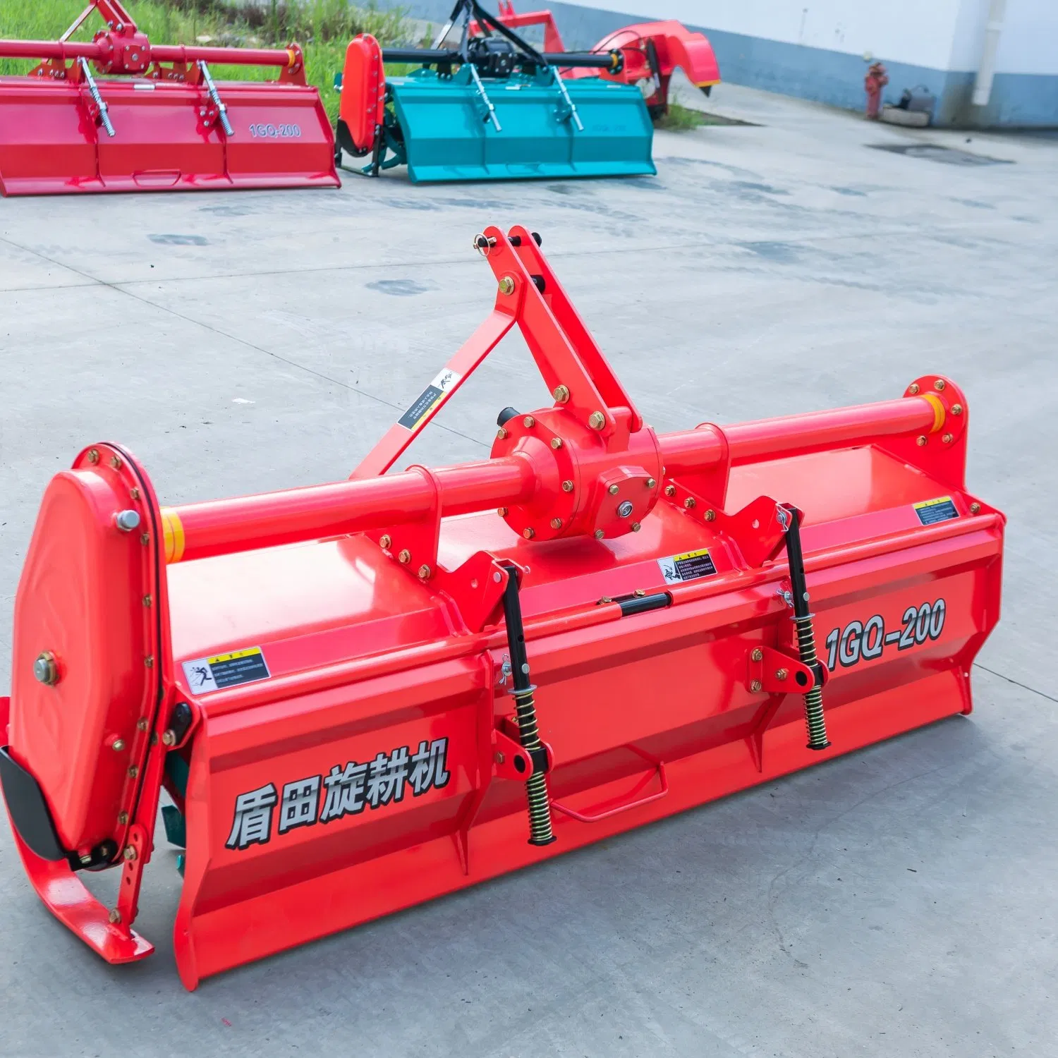 Тяжелый ротационный культиватор с трехточечной навеской