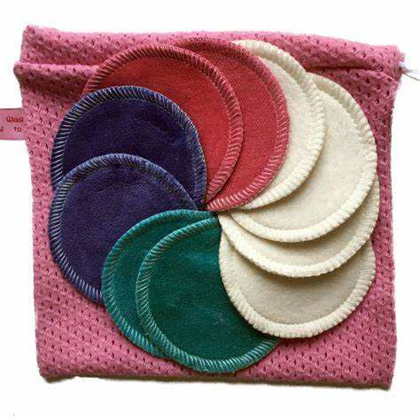 Eco-Friendly Bamboo Makeup Remover Pads for a Clean Face