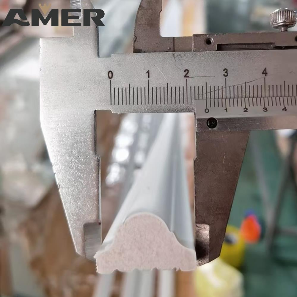 Interior Wall Molding Decorative White Primer Skirting Board