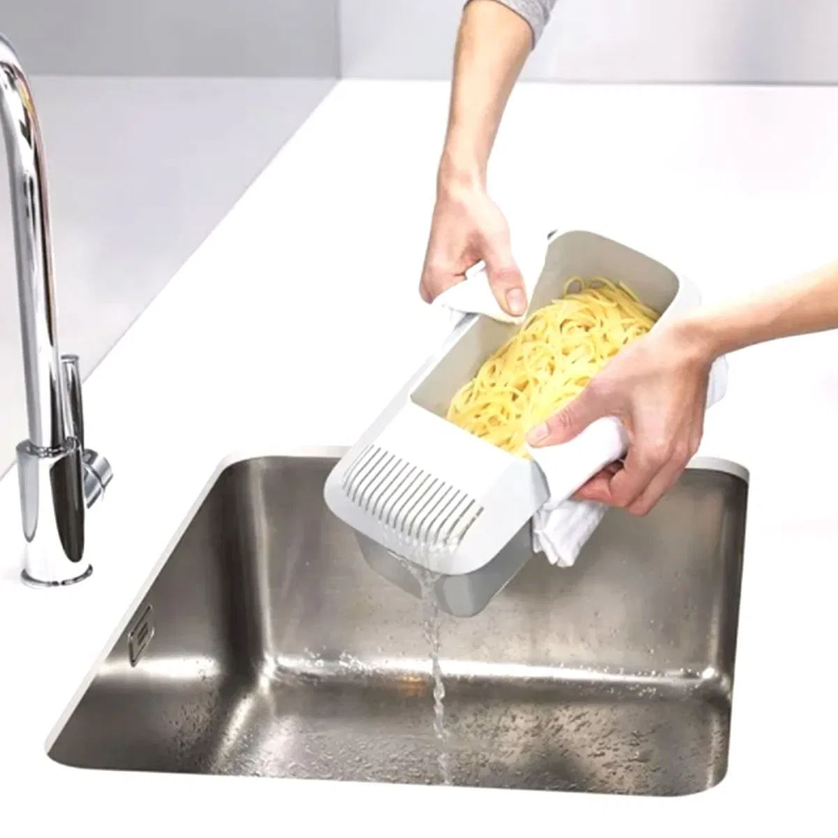 Heavy Duty Deep for Draining Pasta