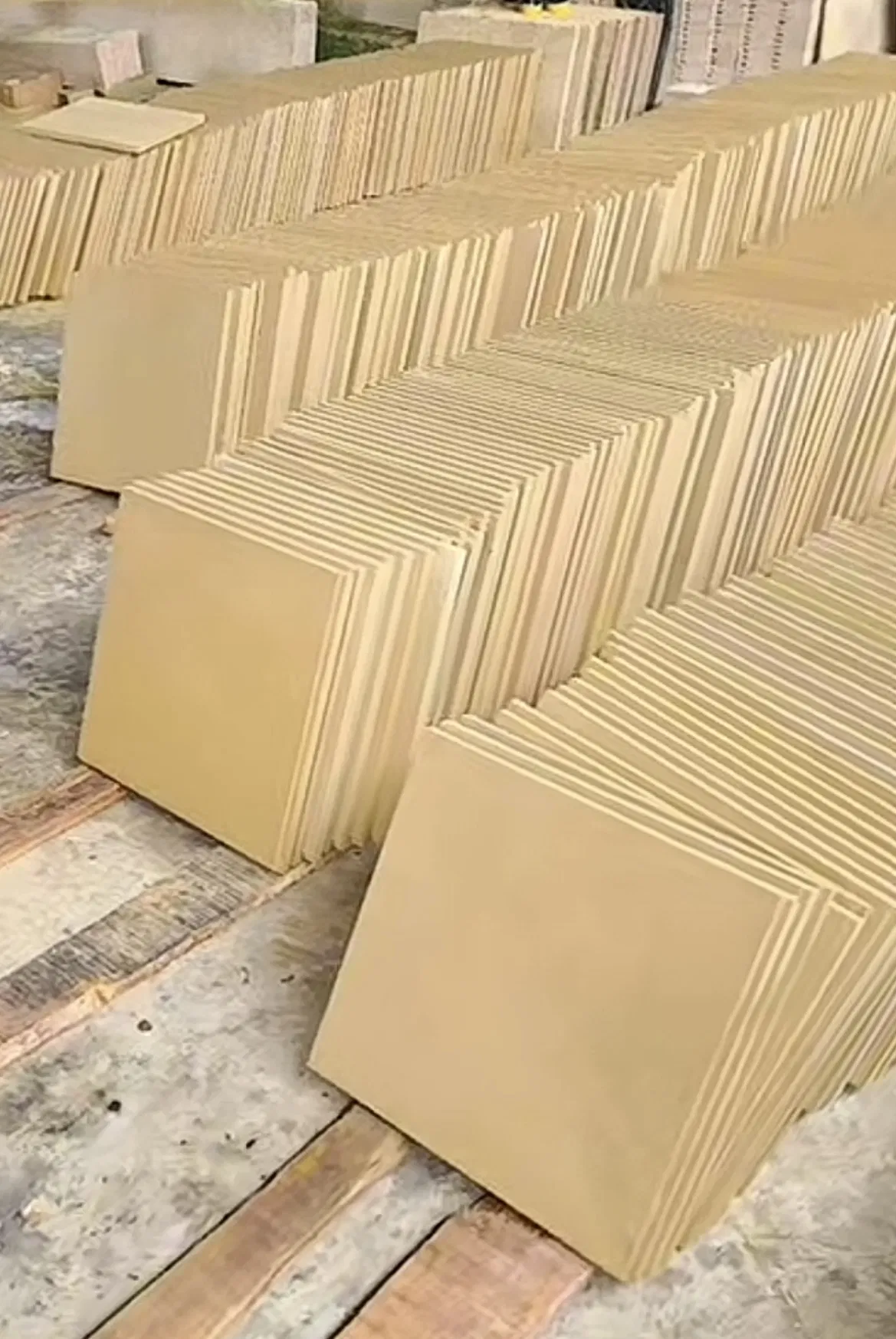 China Natural Yellow/Light Sandstone Outdoor Patio/Driveway Pavers