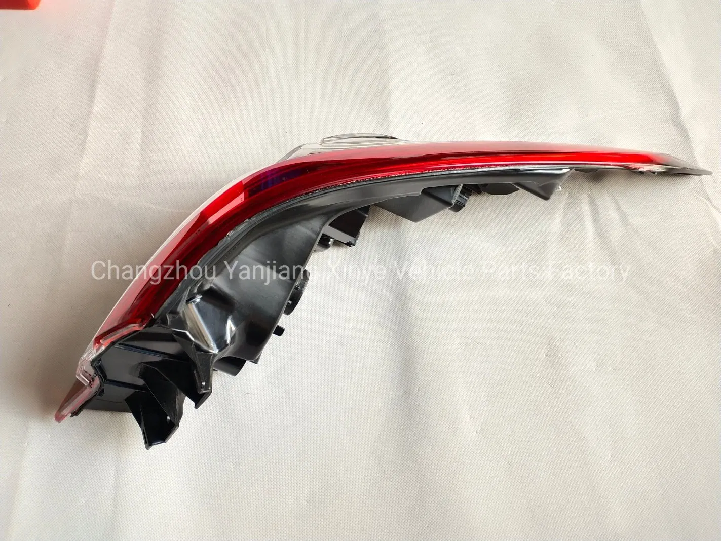 Задние фонари Tyj Factory для Camry 2018 (SE/XSE)