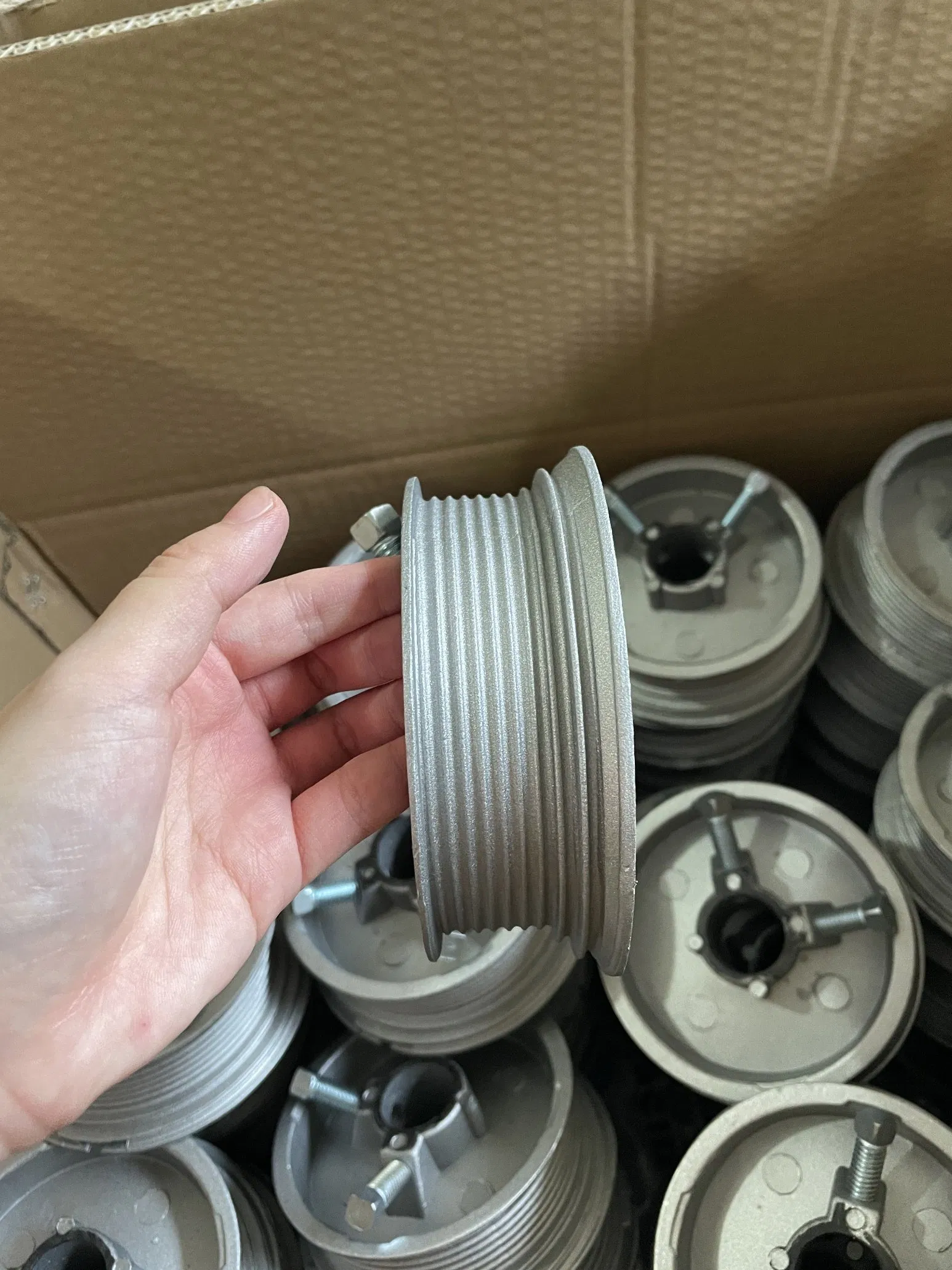 8 Inches Aluminum Drum Cable Reel Belong Garage Door Parts