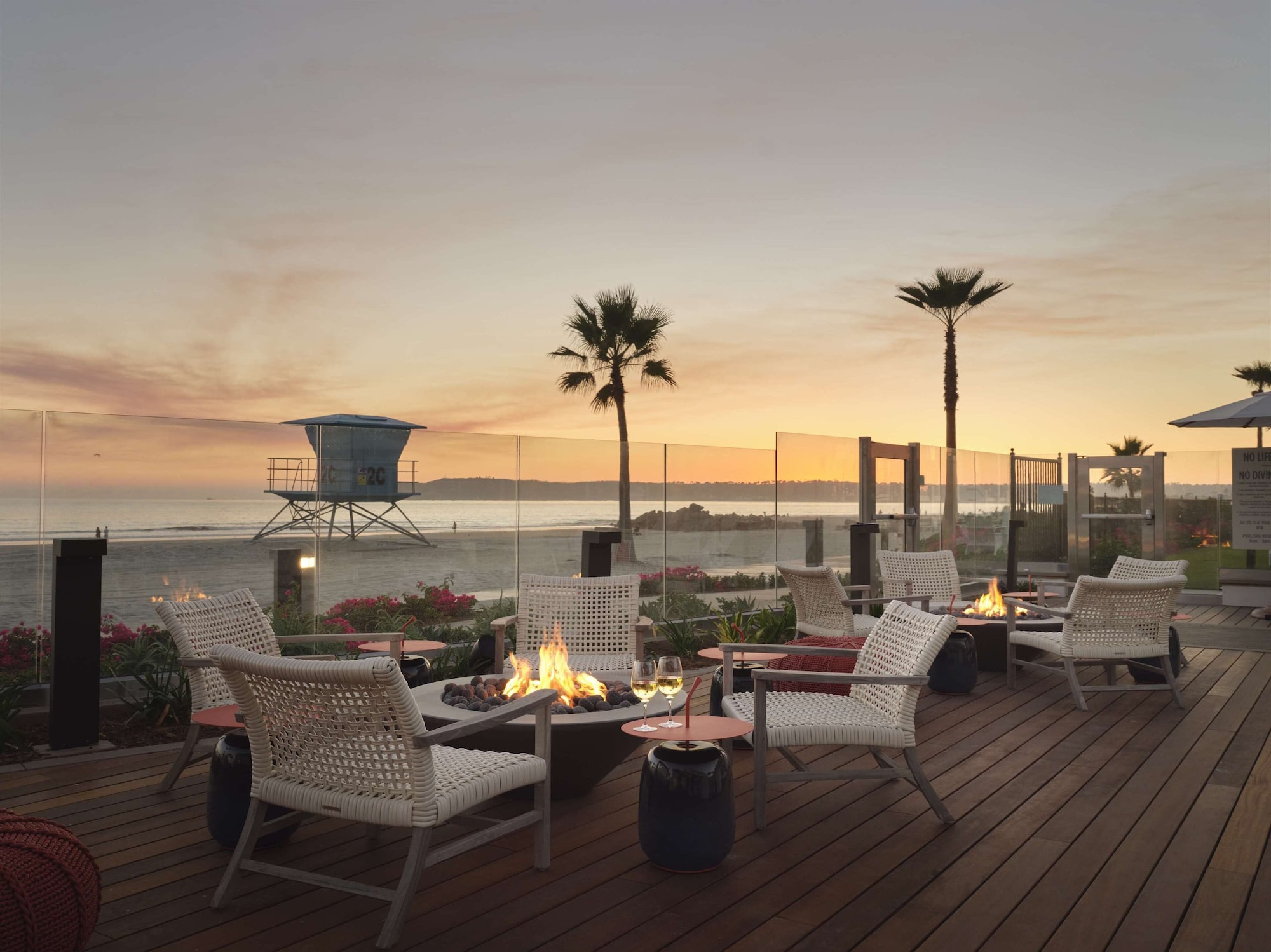 Мебель для спальни отеля деревянная комплект