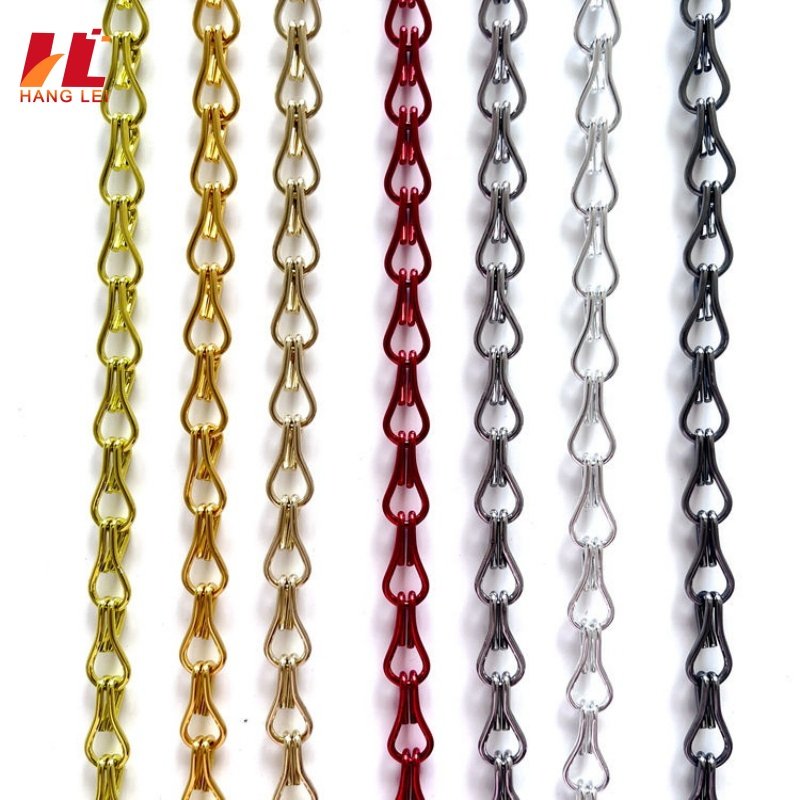 Versatile Ornamental Aluminum Alloy Mesh Panel with Double Hooks for Ceiling Screen and Architectural Decor