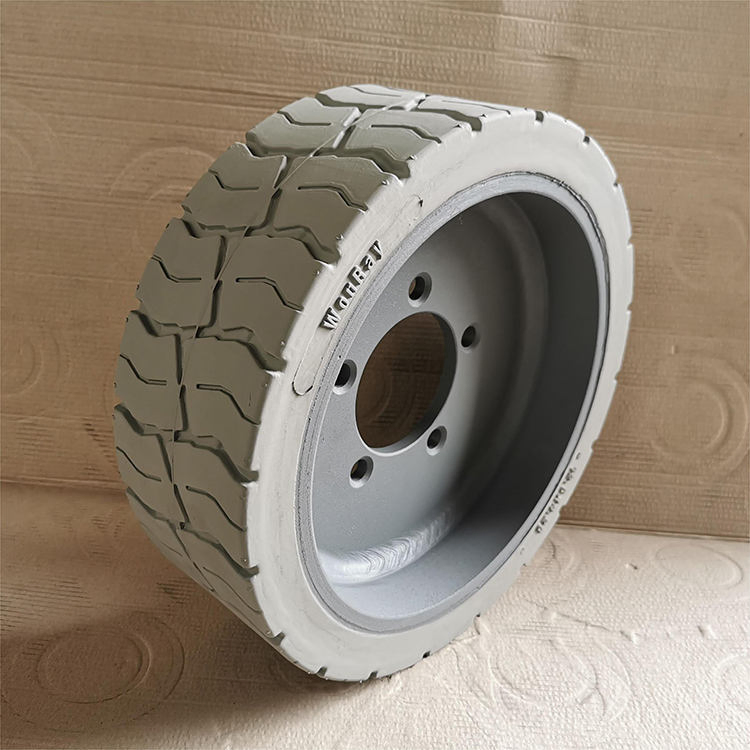 Skyjack SJIII 3015/3215/3219 Платформа подъемная ножничная Шины 12x4 200x8
