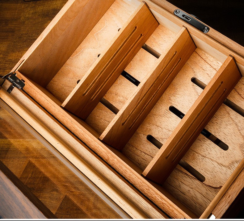 Large Capacity Lacquer Cedar Wood Collection Box with Glass Window