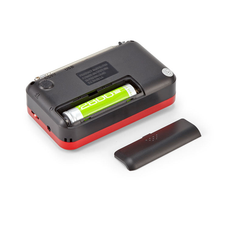 Портативное цифровое FM радио с фонариком и зарядкой