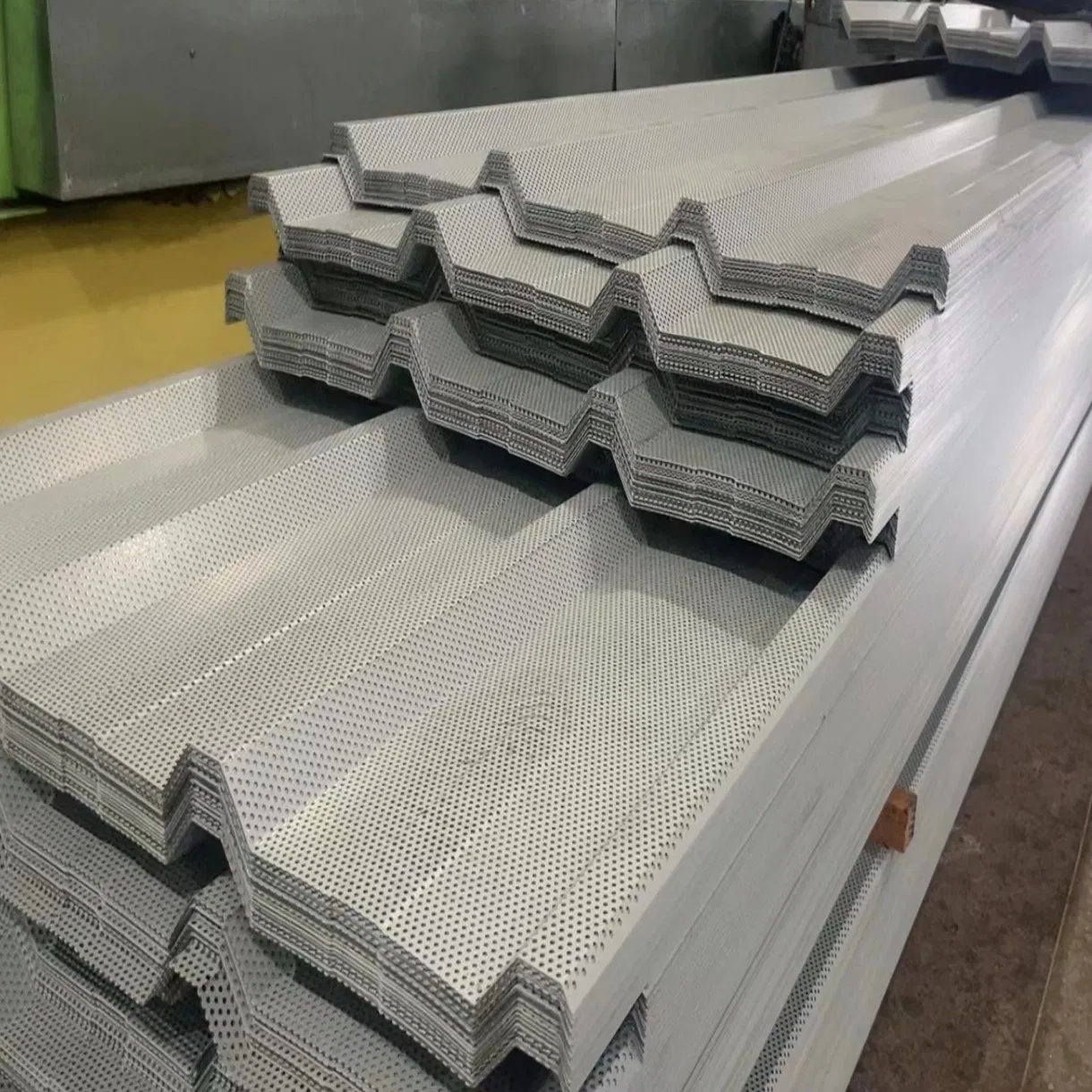 Decking Steel Sheet Plate Galvanized Steel Strong Bearing for Floor