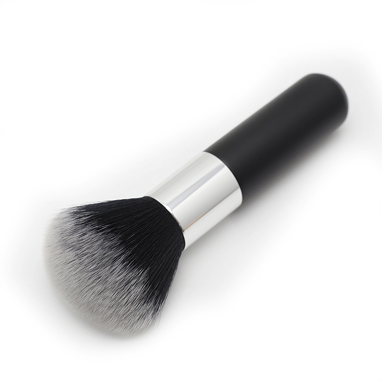 Hot Sale Wholesale Custom Logo Fluffy Dense Powder Brush Mineral Kabuki Large Coverage Powder Foundation Cosmetics Makeup Brush