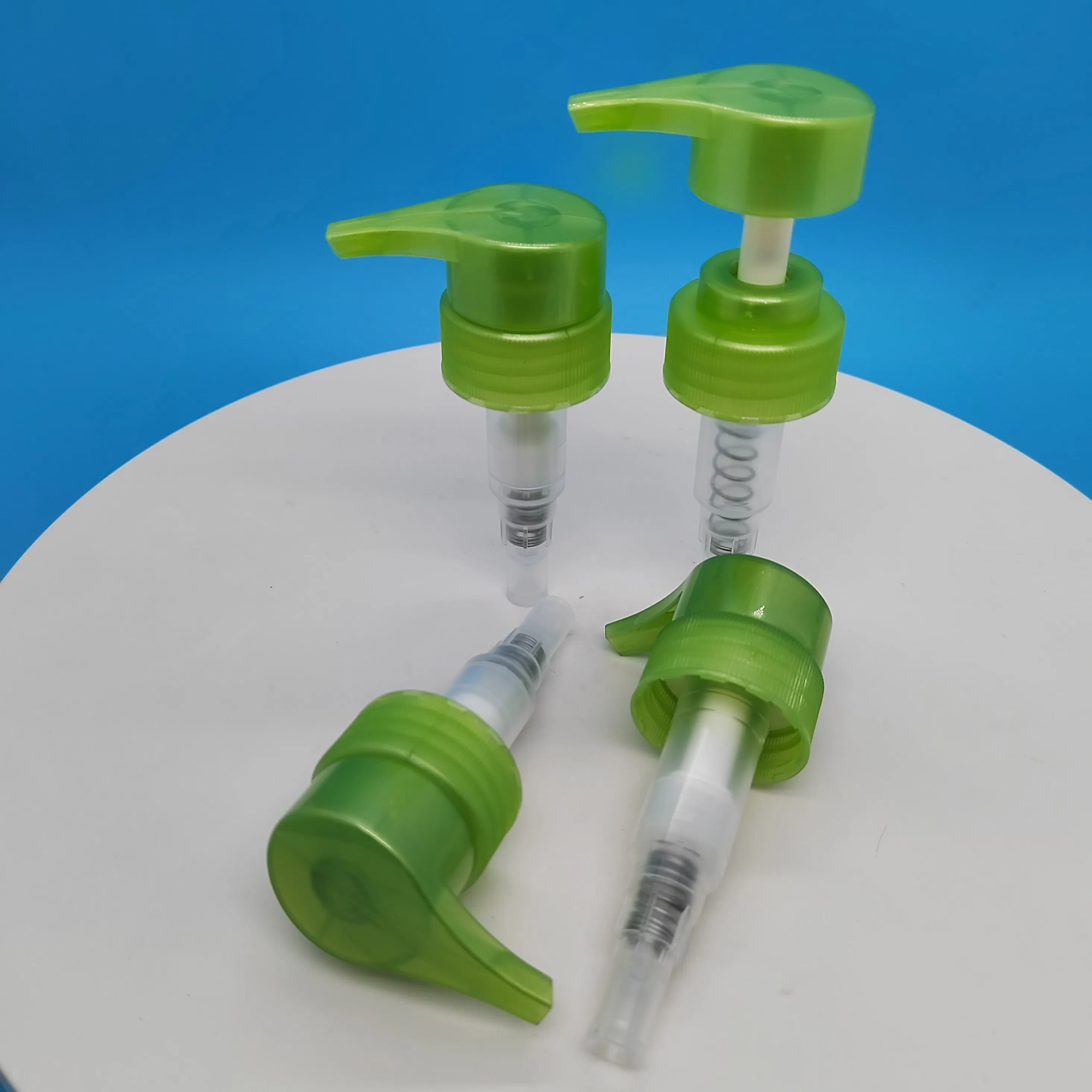 Personal Grooming 33/410 Shampoo Shower Gel. Plastic Hand Press Pump
