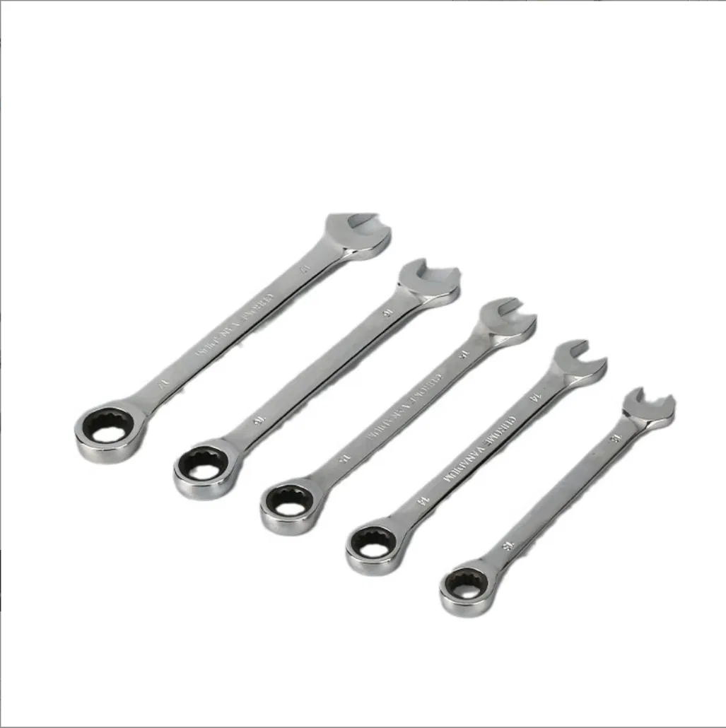 Комбинированный ключ-трещотка двойного действия