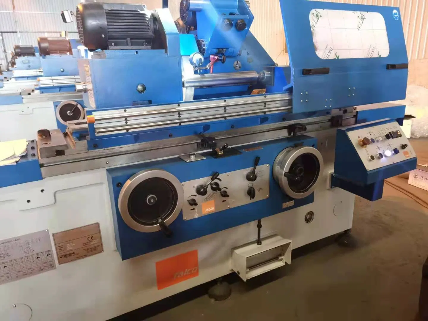 Precision Industrial Grinder by Smac: Professional Engineering Excellence