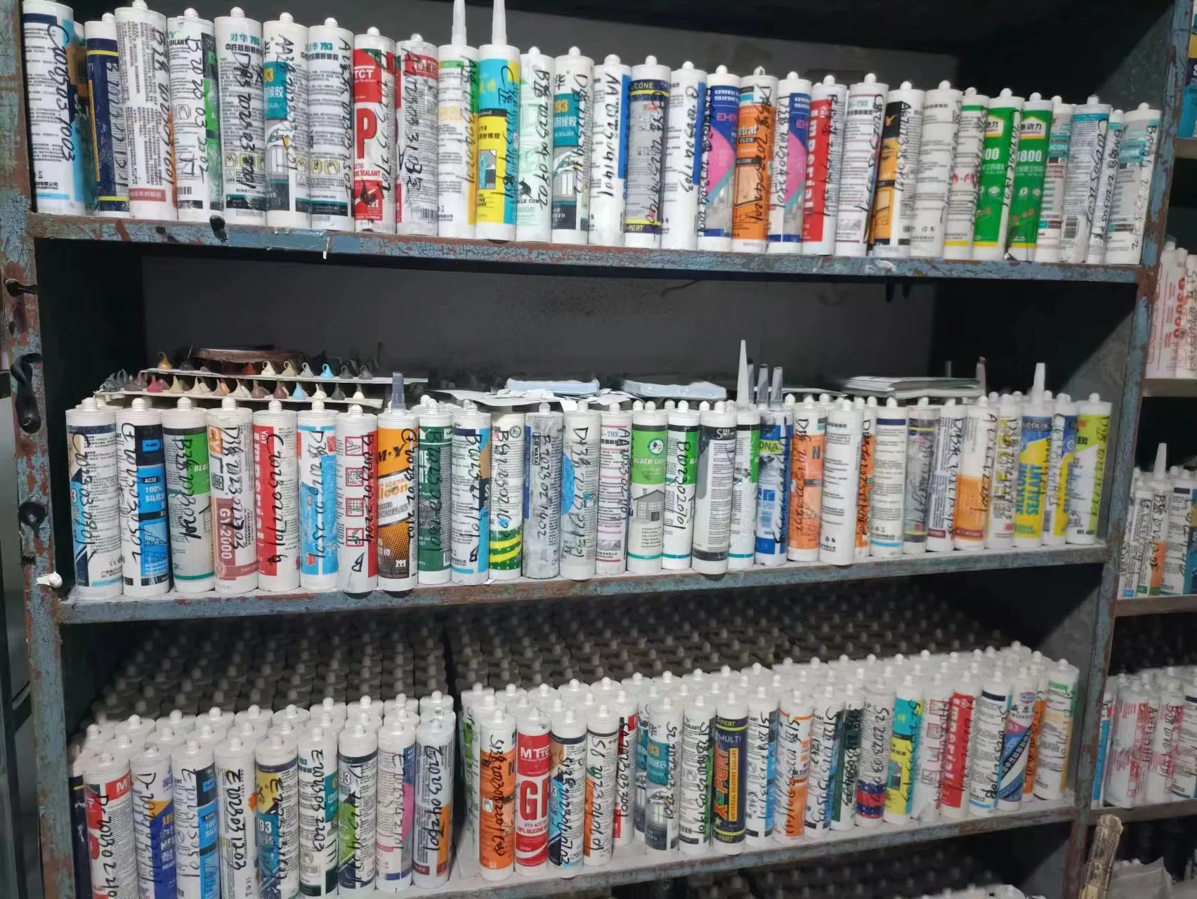 China Products/Suppliers. 300ml General Purpose Acetic RTV Silicone Sealant for Glass Window