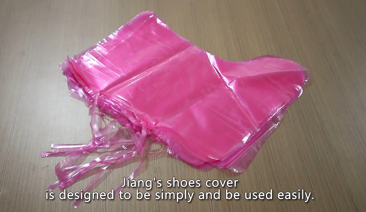 Multifuction Disposable Overboot with Competitive Price