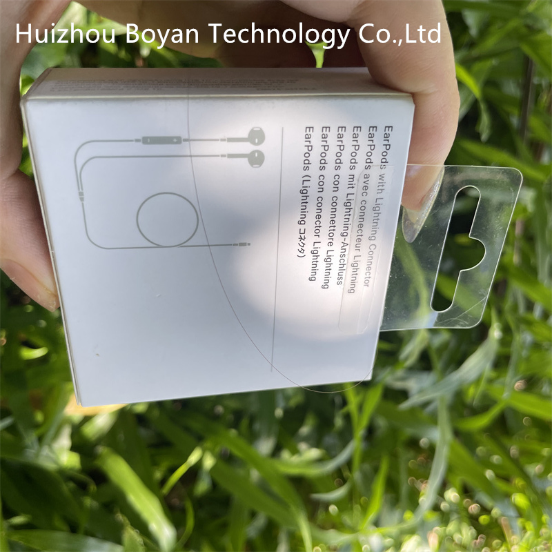 Наушники Earpods с разъёмом Lightning