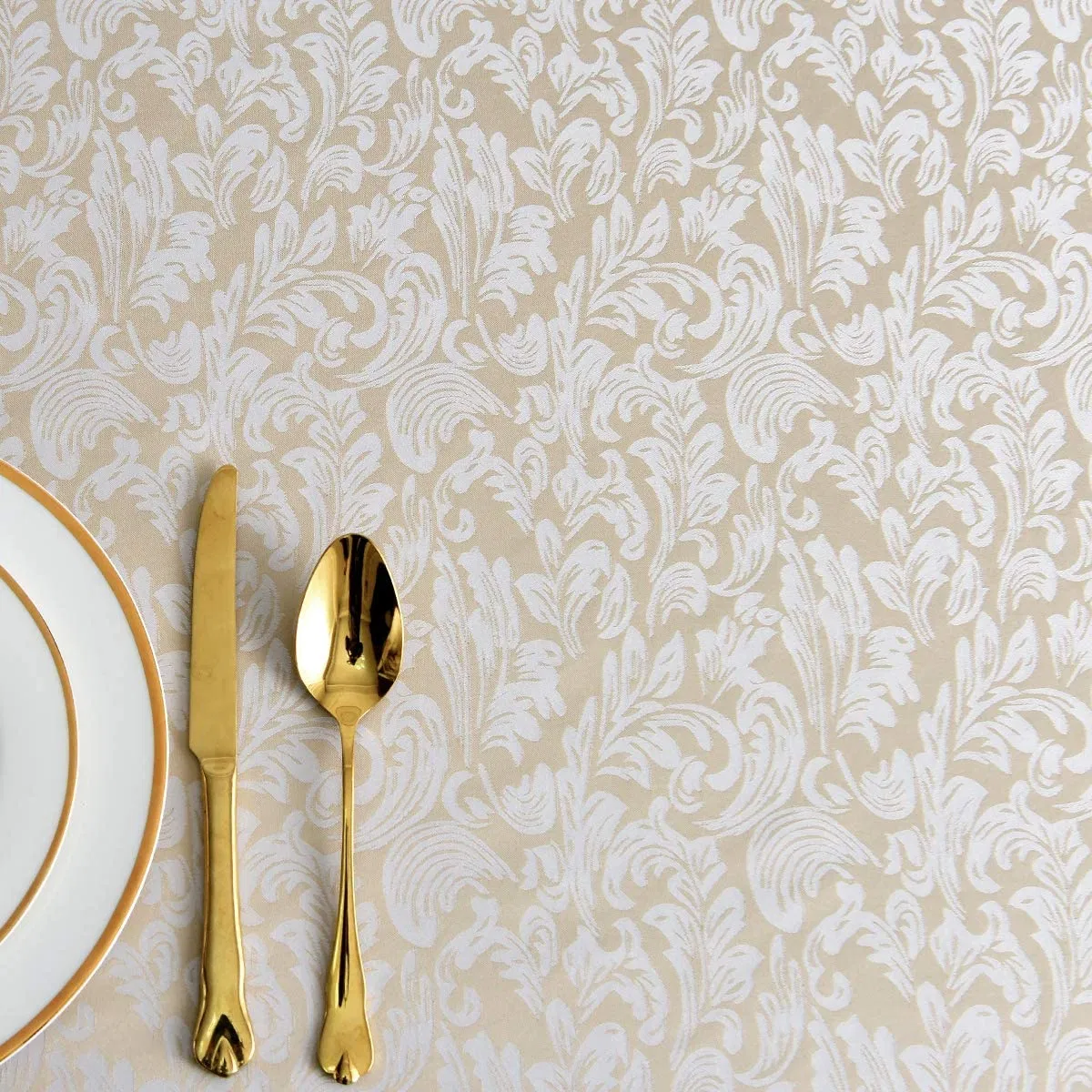 Jacquard Tablecloth Damask Design Water Resistance Antiwrinkle Oil Proof Table Cloth for Buffet Banquet Parties