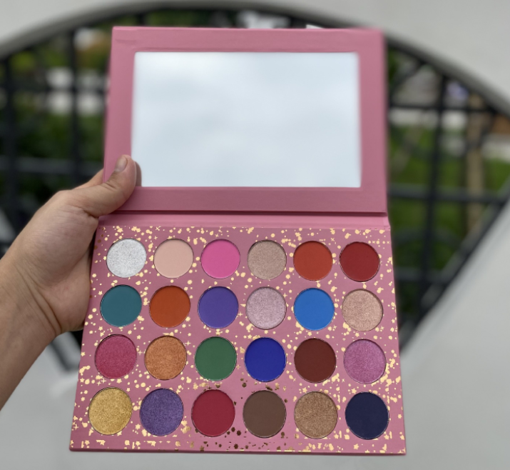 Professional Makeup Vegan Waterproof 24 Color High Pigmented Eye Shadow Palette for Various Looks