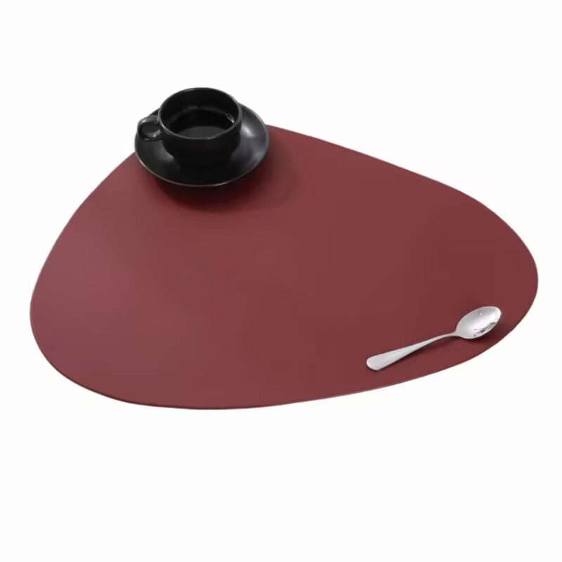 New Design Double-Sided Leather Thermal Insulation Triangular Shape Water-Resistant Placemat