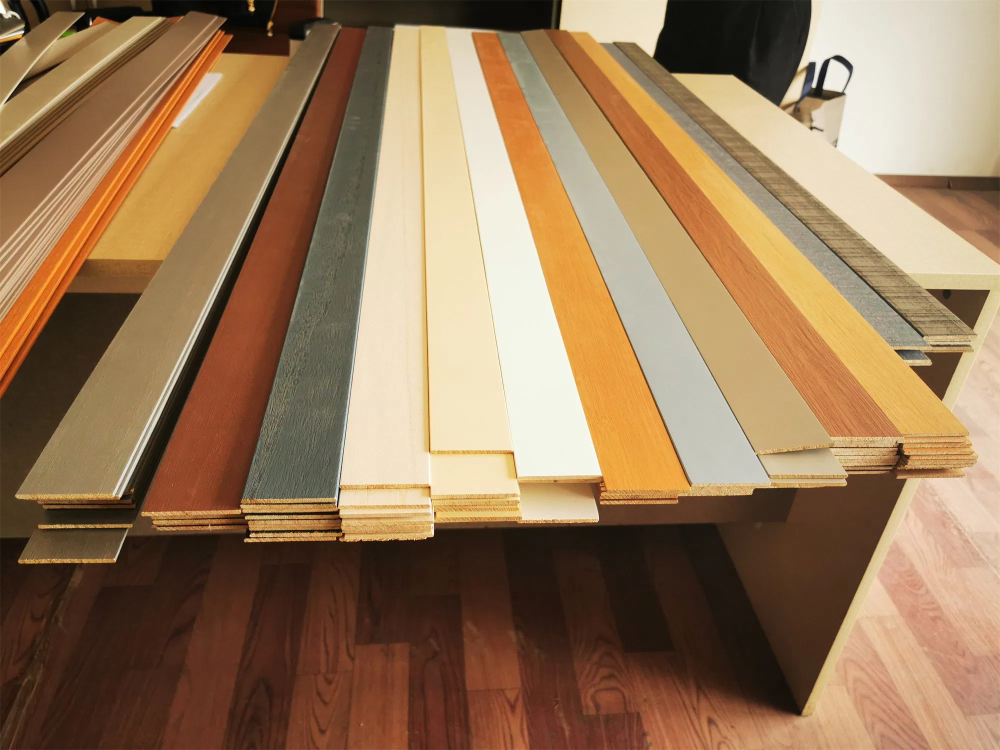 High Quality 50mm Basswood Surface Slat Window Blinds Component Paulownia Wood