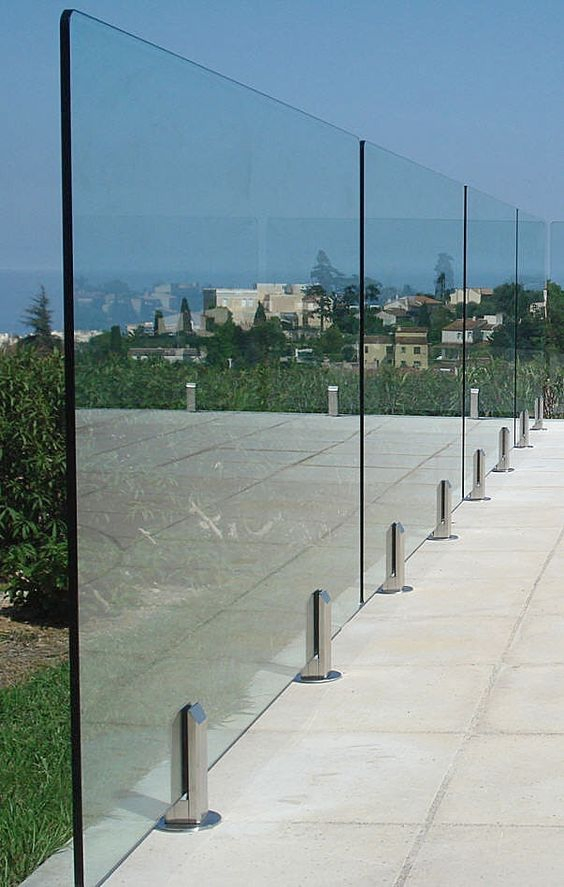 OEM Frameless 2205 Grade Stainless-Steel Frameless Swimming Pool Windscreen Spigot