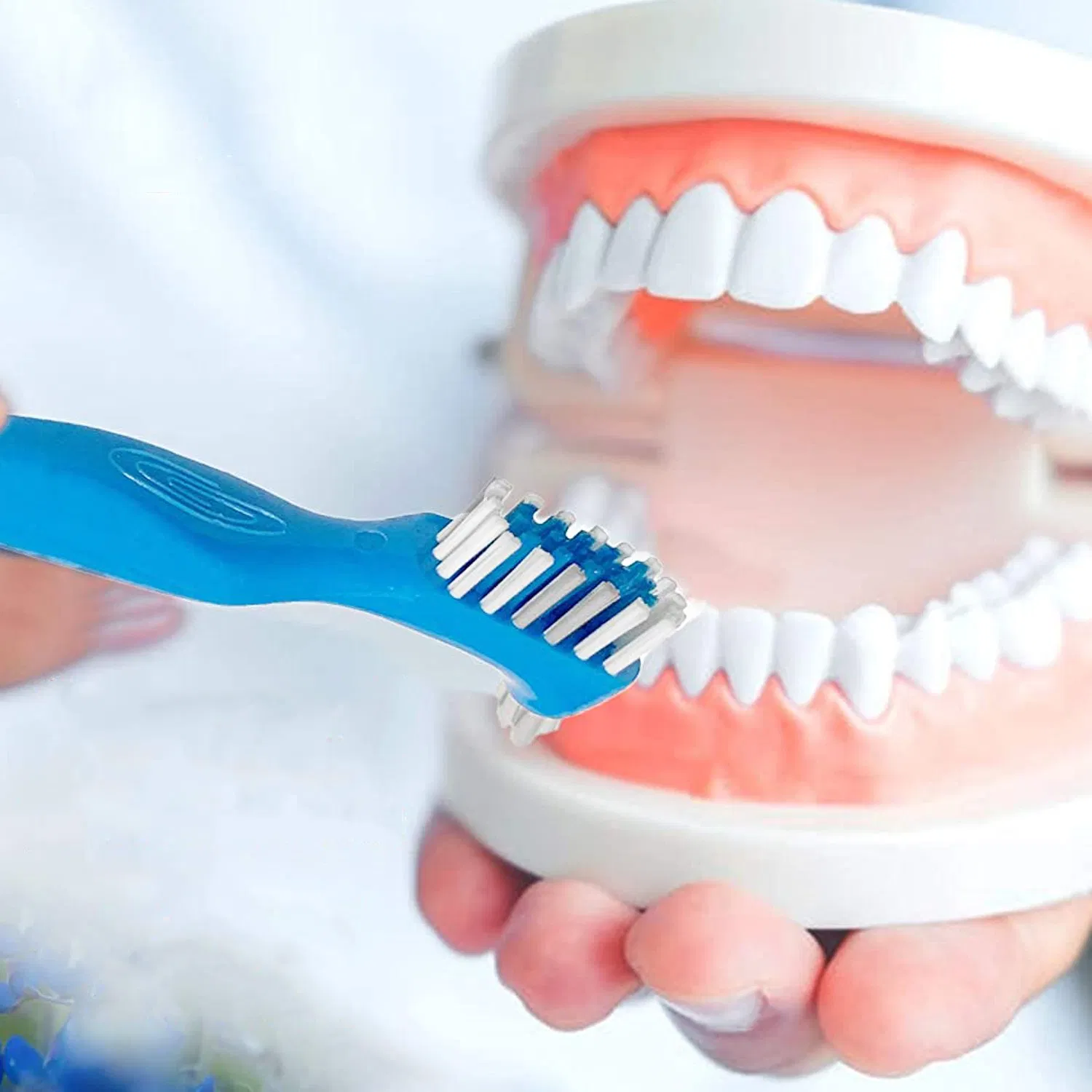 High Quality Denture Oral Hygiene Deep Cleaning Denture Toothbrush