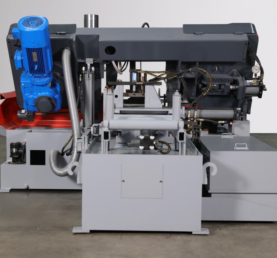 Ленточная пила по металлу горизонтальная гидравлическая CE