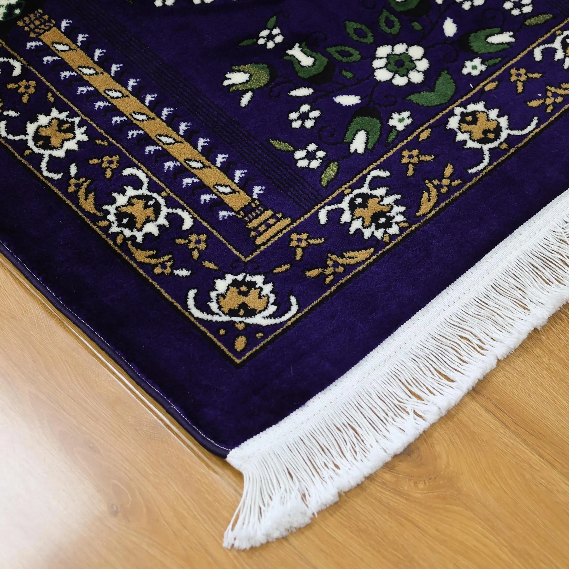 Customised High-Quality Prayer Mats and Home Mats Carpet