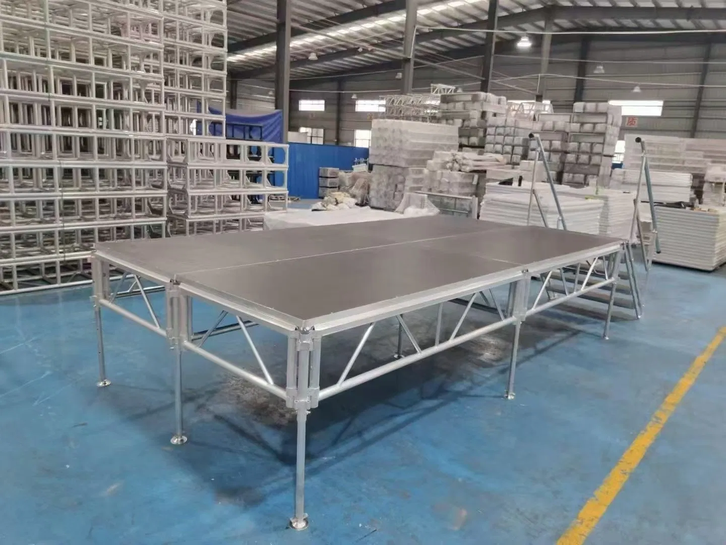 Adjustable Height Legs Assembly Stage for Event Indoor and Outdoor