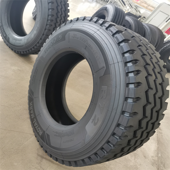 Стальная радиальная грузовая шина 11R22.5