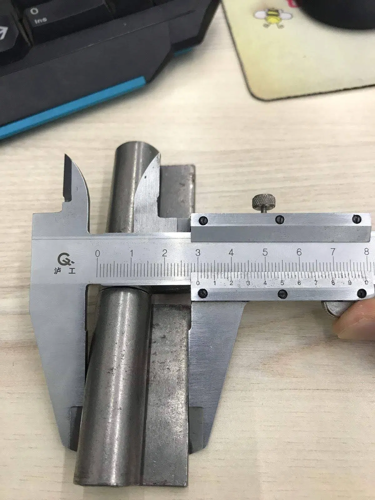 Heavy Duty Gate Hinge for Large Gates, Durable and Reliable Hydraulic Door Hinge