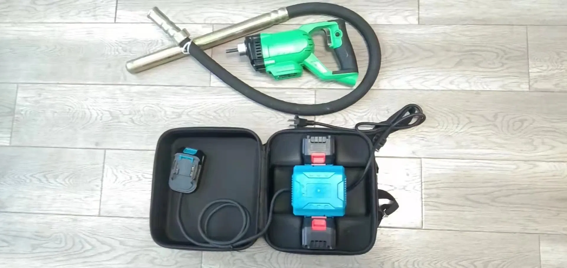 Enhance Concrete Work with Cordless Handy Vibrator - 700W, 20V, 3800rpm