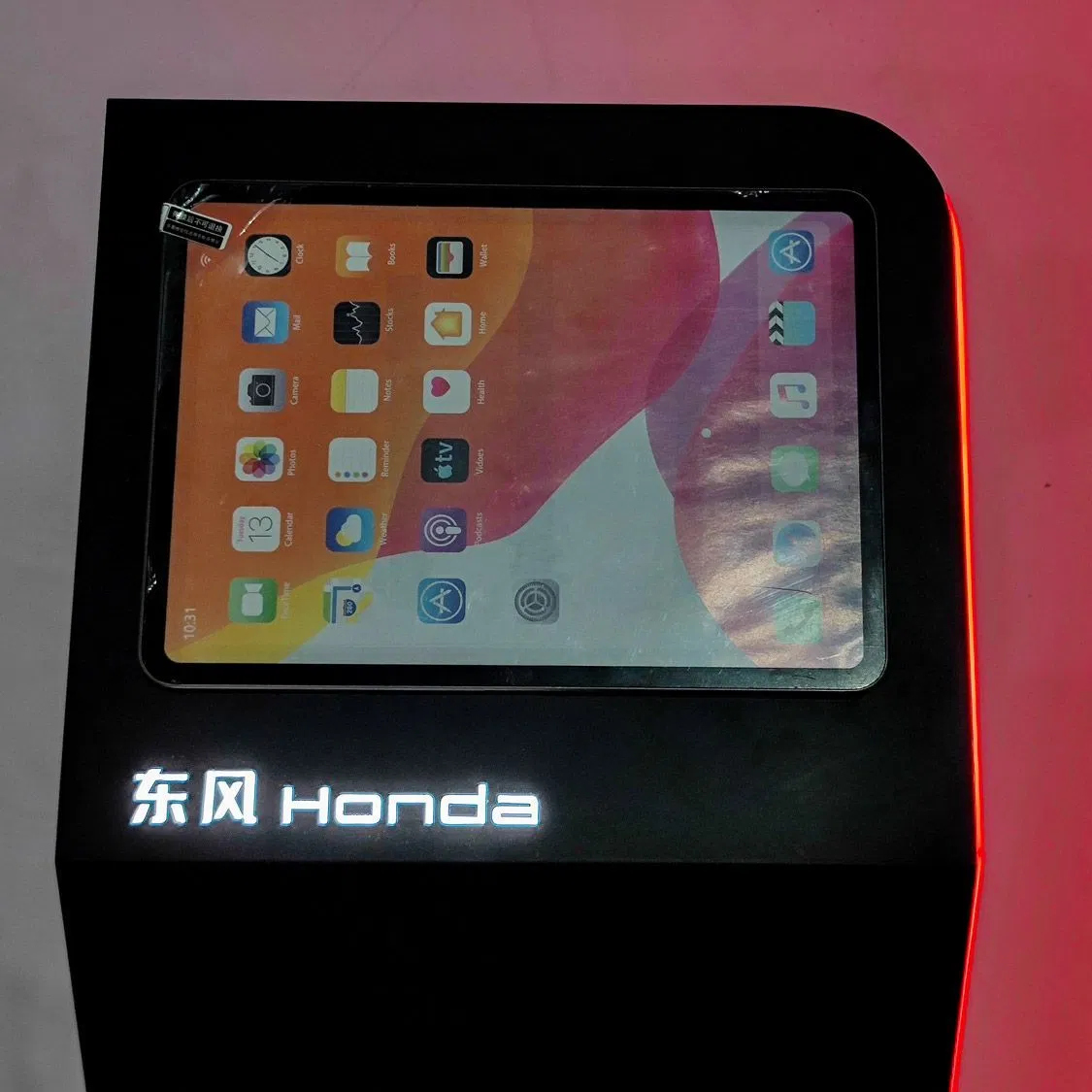 4s Auto Shop Car Display Stand Metal Product Pad Display Aluminum Display Stand