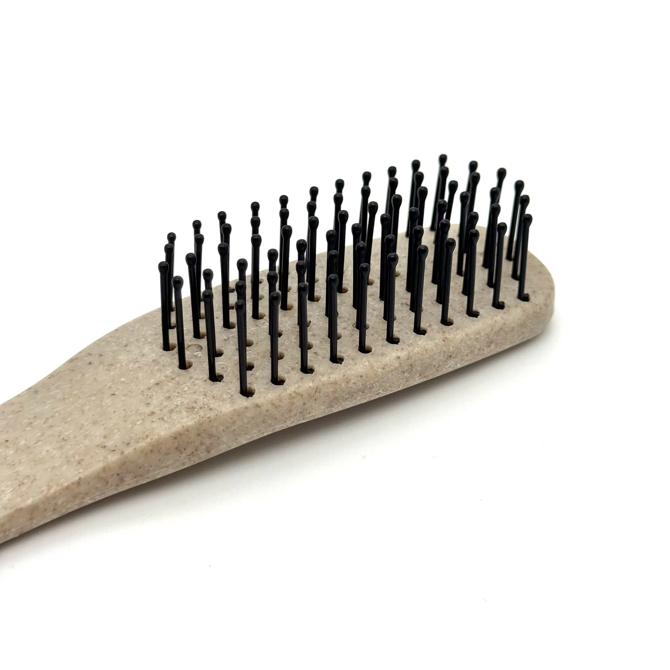 Eco-Friendly Straw Massage Comb for Relaxation and Scalp Health 07