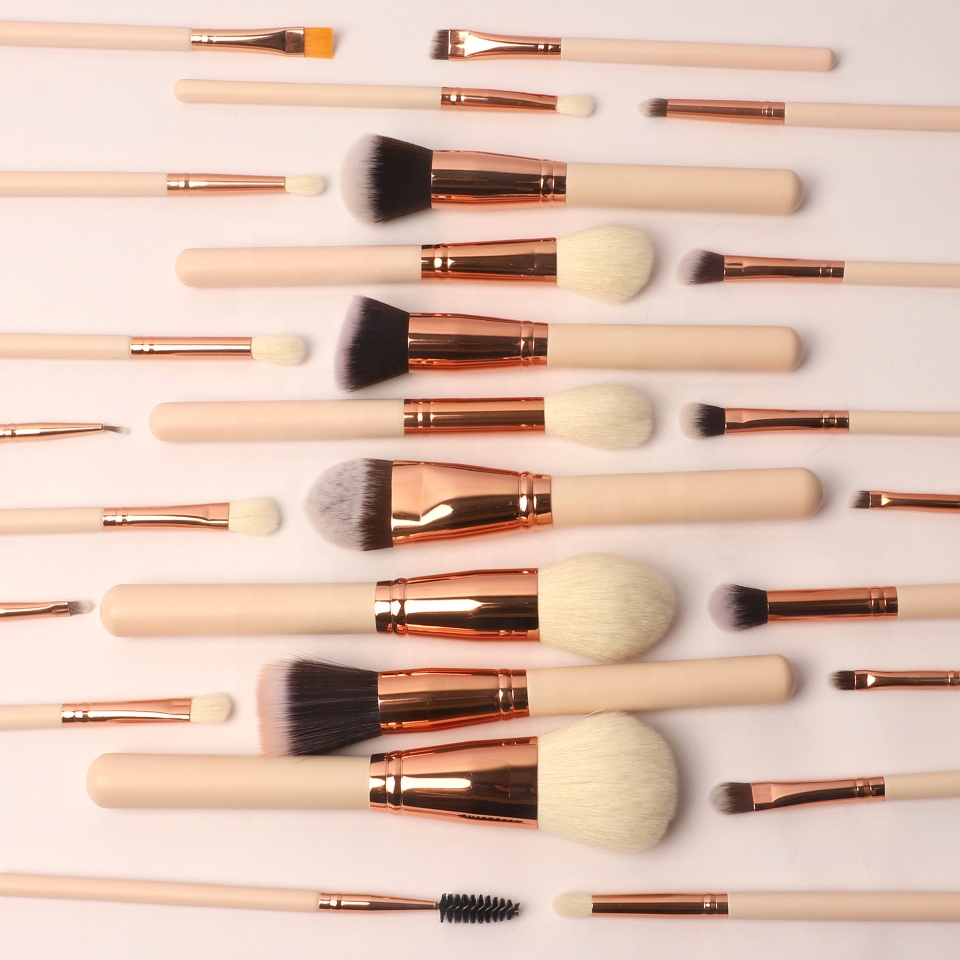 Cosmetic Powder Eye Shadow Private Label Professional Wooden Manufacture Makeup Brush Set