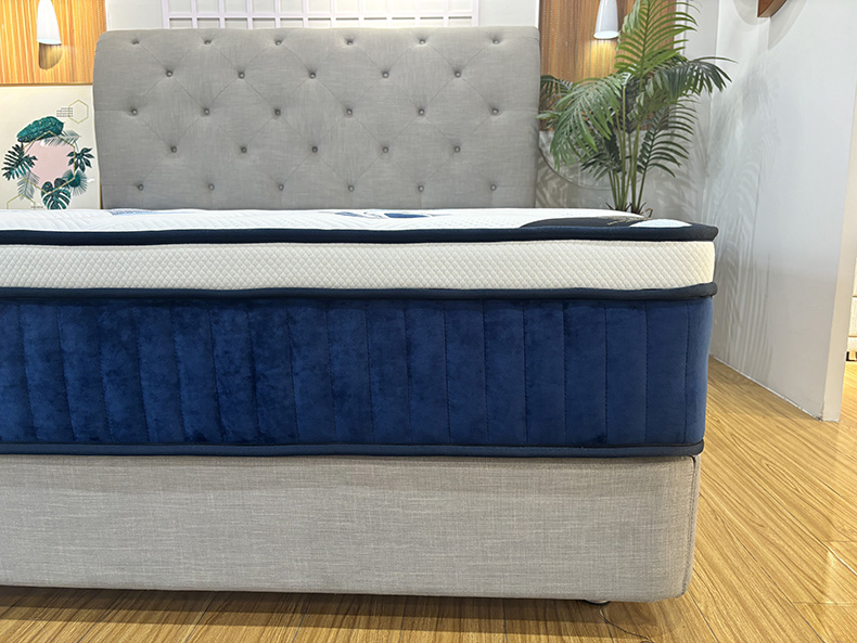 Factory Custom Wholesale Cheap Bed Room Furnitures Luxury Vacuum Packed King Size Bed Memory Foam Pocket Spring Mattresses Hotel